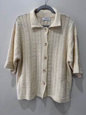 The Lifestyled Co Crochet Knit Short Sleeve‎ Sweater Oversized Fit Beige Sz M